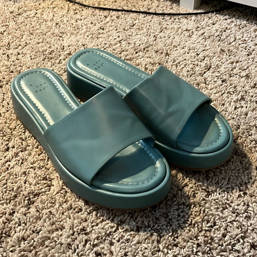 Carlita Slide Sandal